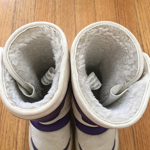 Boots - Picture 2 of 3